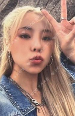 IN the mood SOUND WAVE LUCKY DRAW Whee In photocard image