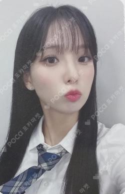 Magic Hour APPLEMUSIC YUJIN photocard image