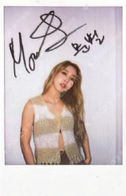 WAVES Moon Byul photocard image