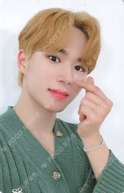 Love Pt.1 : First Love MAKESTAR