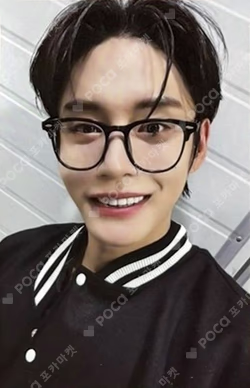 MELTING POINT PHOTOBOOK ver. MAKESTAR LUCKY DRAW