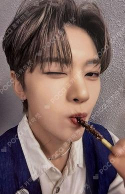 MELTING POINT PHOTOBOOK ver. WITHMUU LUCKY DRAW SEOK MATTHEW photocard image