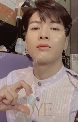 DYE Jackson photocard image