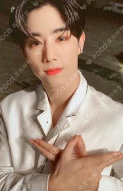 Call My Name Mark photocard image