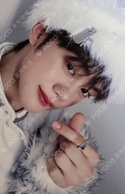 MELTING POINT PHOTOBOOK ver.+Digipack ver. MAKESTAR LUCKY DRAW