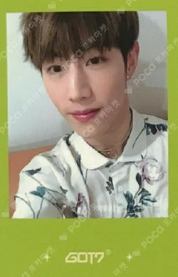 Present : YOU & ME  Mark photocard image