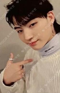 Present : YOU & ME  JAY B photocard image