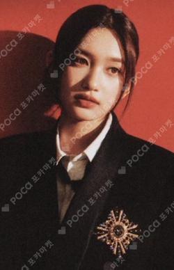 IVE LEESEO photocard image