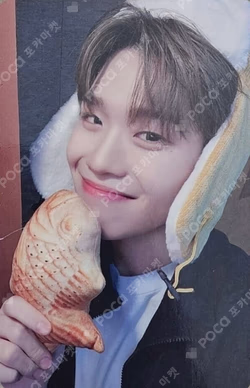 MELTING POINT PHOTOBOOK ver. APPLEMUSIC LUCKY DRAW