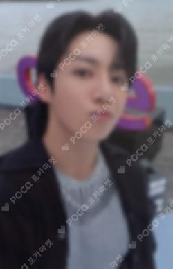 GOLDEN SOUND WAVE LUCKY DRAW JUNGKOOK photocard image