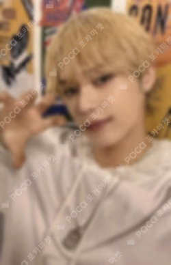 First Howling : NOW Weverse Shop JAPAN ver.