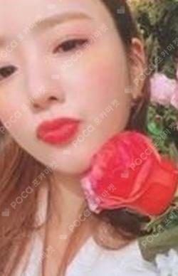 LOOK BoMi photocard image