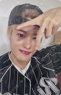 Get A Guitar APPLEMUSIC SOHEE photocard image