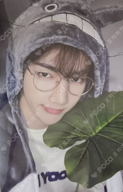 MELTING POINT PHOTOBOOK ver. EVERLINE LUCKY DRAW