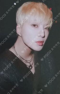 HOLIDAY KTOWN4U YOON photocard image