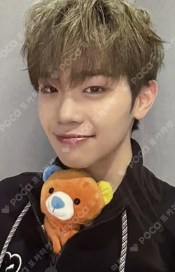 MELTING POINT PHOTOBOOK ver. EVERLINE LUCKY DRAW