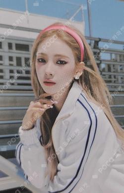 aespa KARINA photocard image