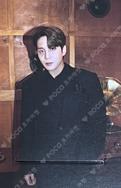 THE WORLD EP.FIN : WILL PLATFORM VER. JONGHO photocard image