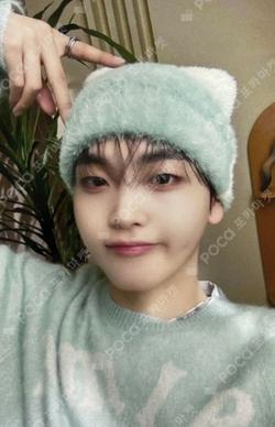 Dilly Dally LIMITED ver. HYEONGJUN photocard image