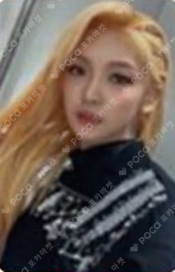 RETURN OF THE GIRL EVERLINE ONDA photocard image