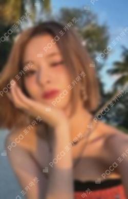 from our Memento Box MUSIC KOREA LEE NAGYUNG photocard image