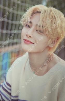 ‘Stay in STAY’ in JEJU EXHIBITION "TO STAY, FROM STRAY KIDS" COLLECT BOOK