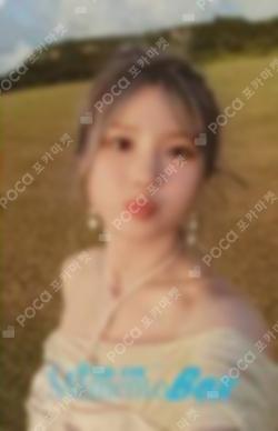 from our Memento Box INTERPARK SONG HAYOUNG photocard image