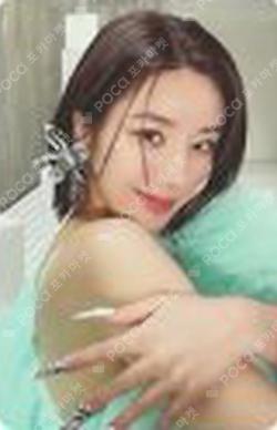 Color KWONEUNBI photocard image