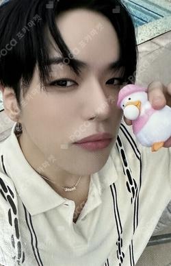 BEST FRIEND FOREVER POP-UP DISPOSABLE CAMERA + PHOTO CARD SET YOON JAE HYUK photocard image