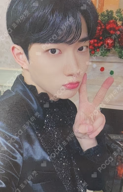 ON and ON APPLEMUSIC 4