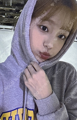 Pocamarket, LOONA Chuu Howl KTOWN4U K-pop Photocard