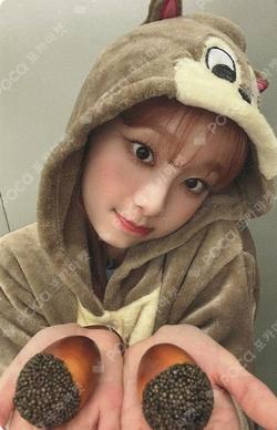Howl MAKESTAR Chuu photocard image