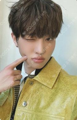 2024 SEASON'S GREETINGS woollim mall