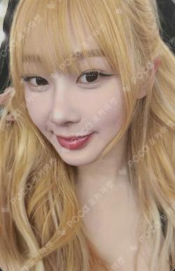 DRAMA KTOWN4U LUCKY DRAW GISELLE photocard image