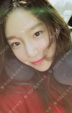 s...one CARD HOLDER + PHOTOCARD SET A TAEYEON photocard image