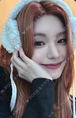 BORN TO BE SOUND WAVE YEJI photocard image