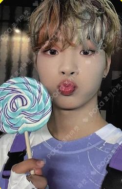 YOUNI-Q Q3 VER. SION photocard image