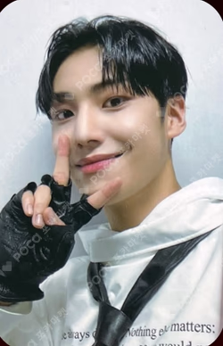 YOUNI-ON PHOTO BOOK ver. BLACK ON ver.