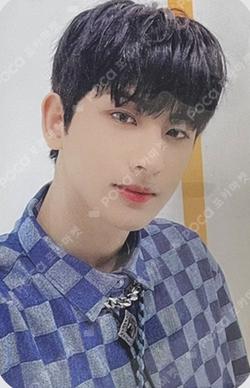 YOUNI-BIRTH AURORA VER. HYUNGSEOK photocard image