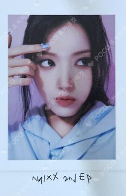 Fe3O4: BREAK WITHMUU POP-UP STORE TRADING CARD