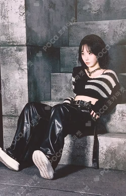 Fe3O4: BREAK Platform_Nemo ver. HAEWON photocard image