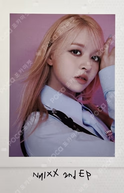 Fe3O4: BREAK WITHMUU POP-UP STORE TRADING CARD