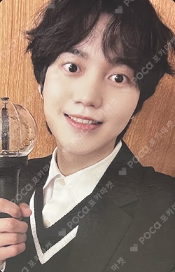 Official Light Stick PRE-ORDER BENEFIT