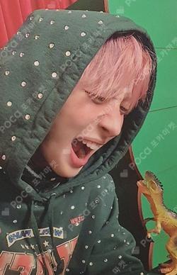 WHU IS ME : Complex HUI photocard image