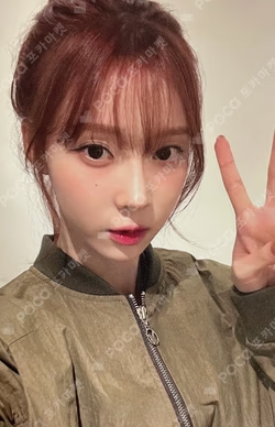 2023 PINK CHRISTMAS ACRYLIC TURNING STAND SET