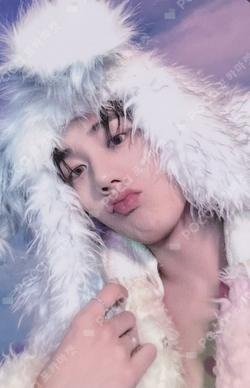 Killin' It Whosfan Cafe LUCKY DRAW INTAK photocard image