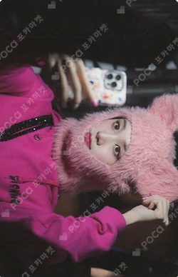 STAYC ✕ MOMENTICA WELCOME CAFE