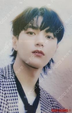 MOMENTS TOWER RECORDS L photocard image