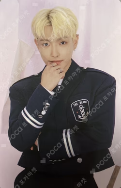 ATEEZ X ANITEEZ ADVENTURE POP-UP STORE ANITEEZ IN ILLUSION RANDOM TRADING CARD SET