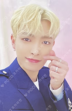 ATEEZ X ANITEEZ ADVENTURE POP-UP STORE ANITEEZ IN ILLUSION ACRYLIC PHOTOCARD FRAME KIT